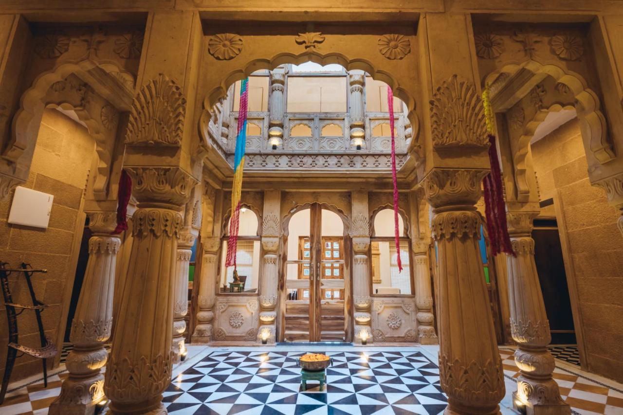 Hotel Dev Garh Джайсалмер Екстериор снимка