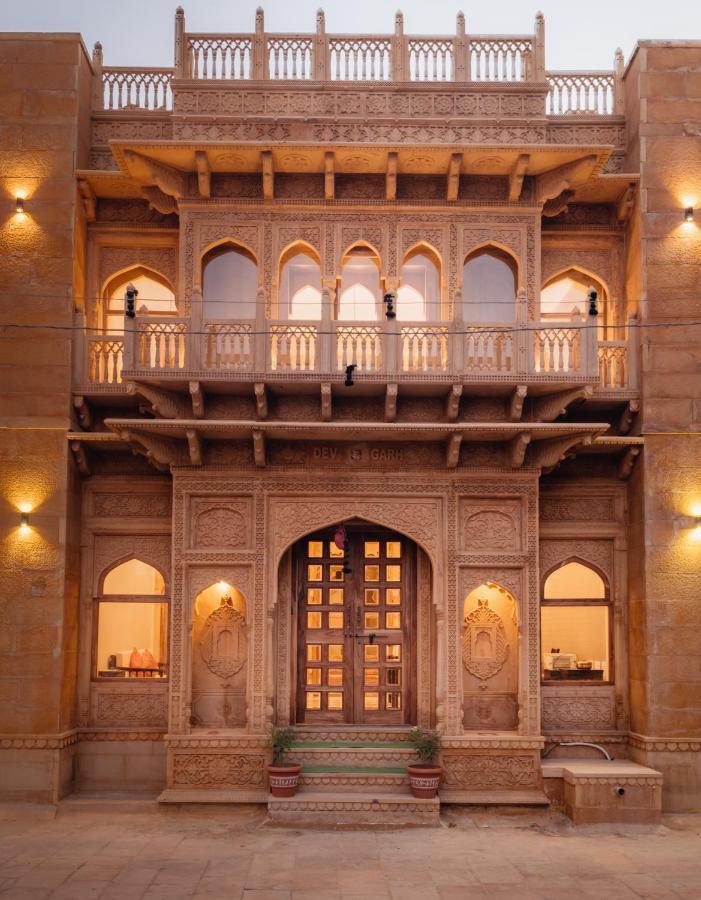 Hotel Dev Garh Джайсалмер Екстериор снимка