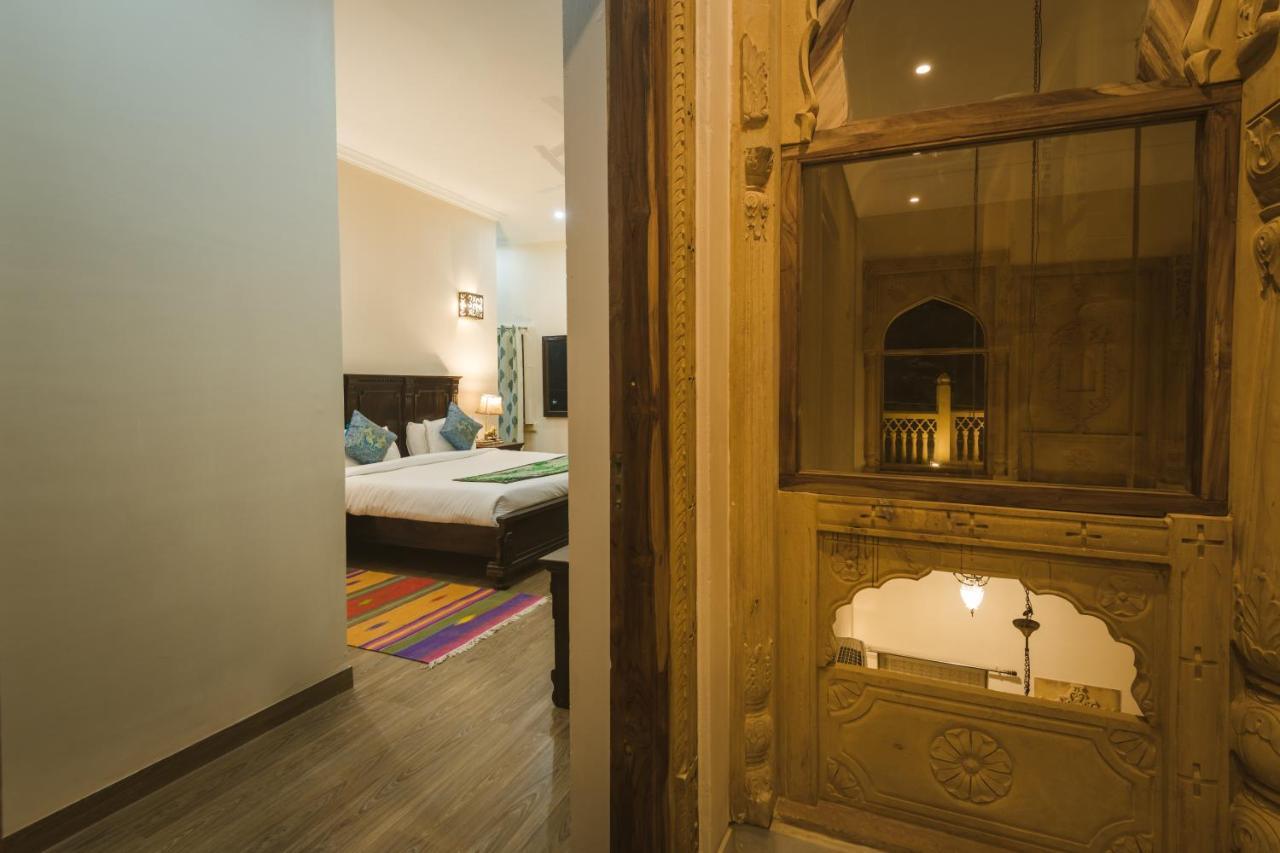 Hotel Dev Garh Джайсалмер Екстериор снимка